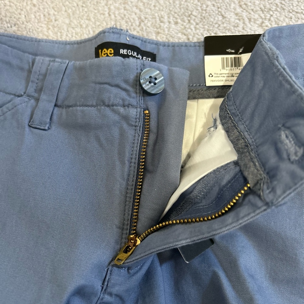 Lee Bermuda dusty Blue Shorts regular fit     mid rise size 8 medium - Picture 9 of 10
